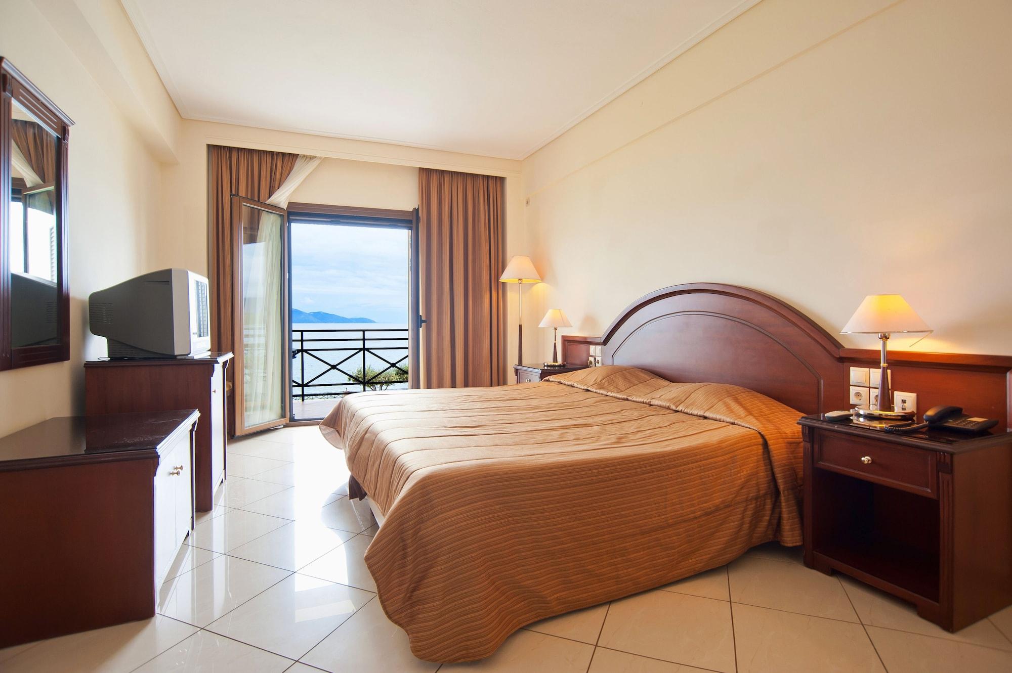 Europa Beach Hotel Galaxidi ภายนอก รูปภาพ