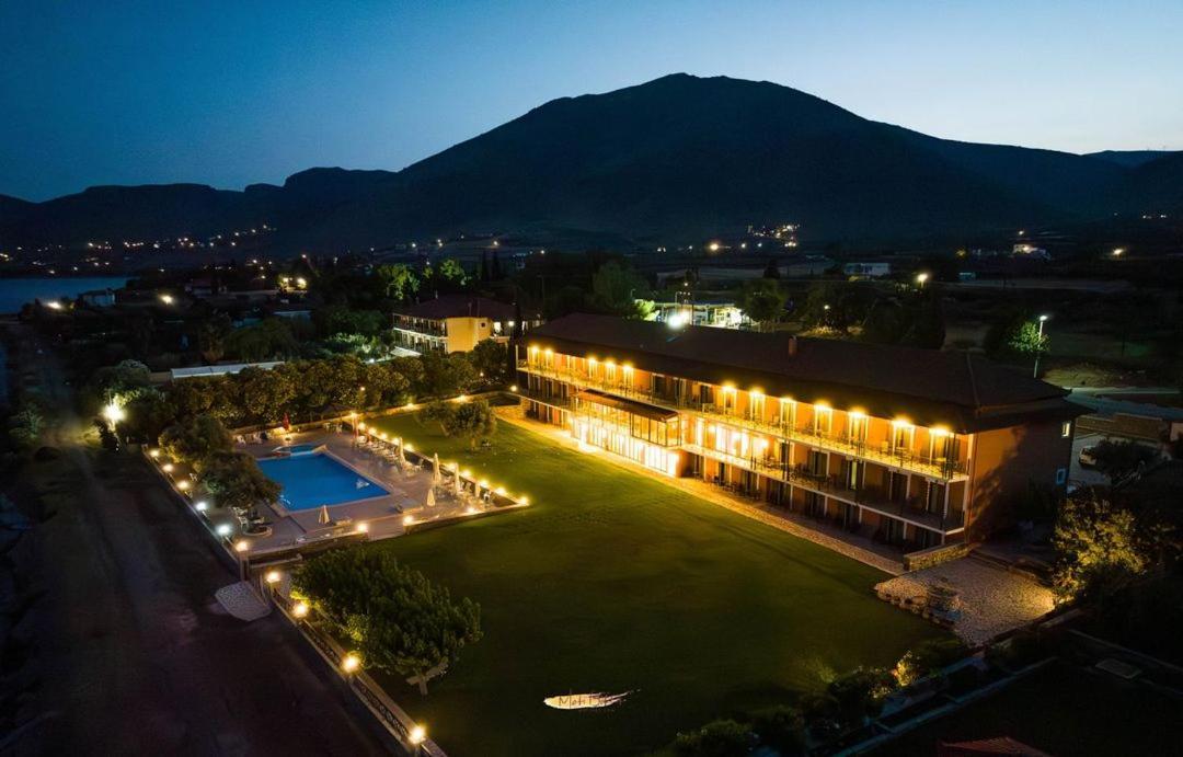 Europa Beach Hotel Galaxidi ภายนอก รูปภาพ