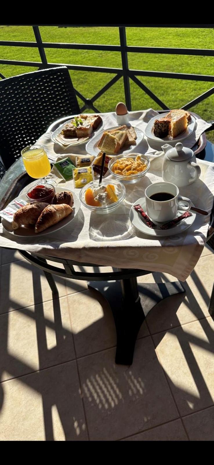 Europa Beach Hotel Galaxidi ภายนอก รูปภาพ