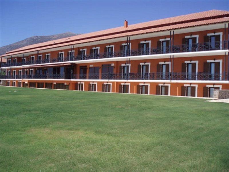 Europa Beach Hotel Galaxidi ภายนอก รูปภาพ